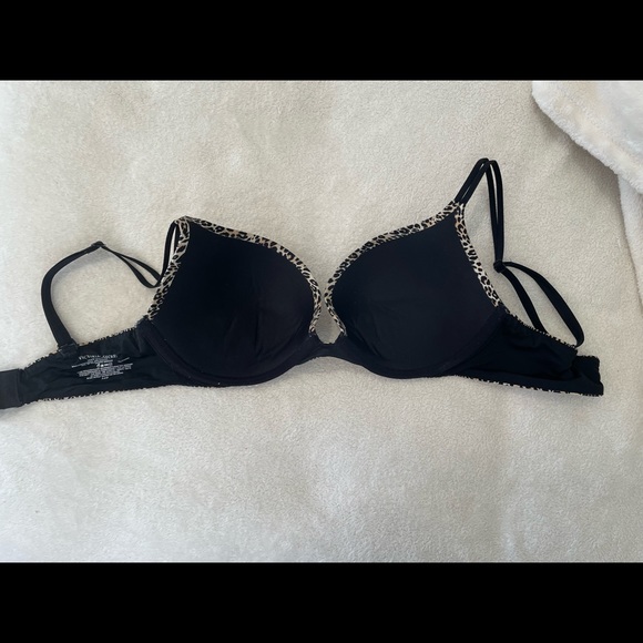 34D push up leopard print bra from Victoria Secret - Picture 2 of 3
